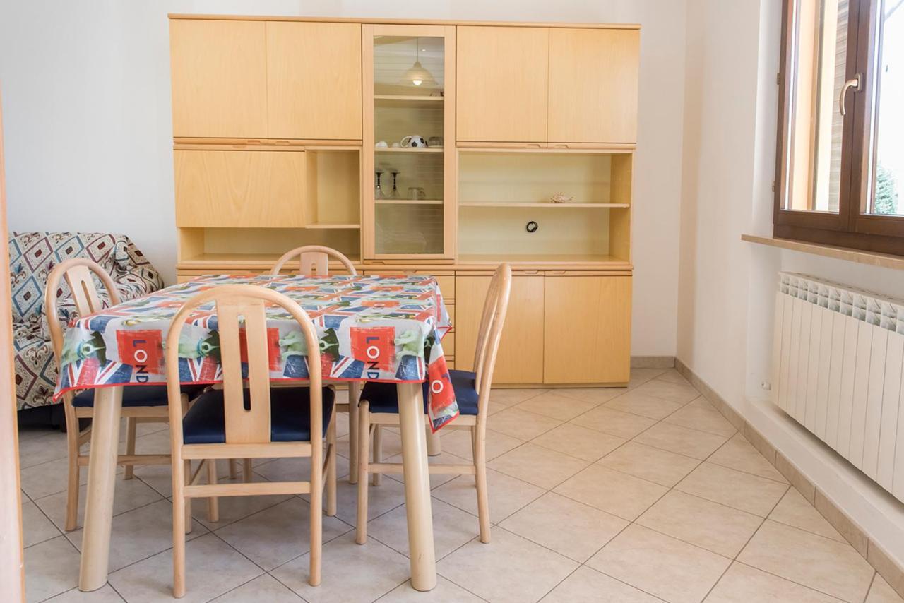S130 - Sirolo, Deliziosa Villetta Con Terrazzo Zewnętrze zdjęcie